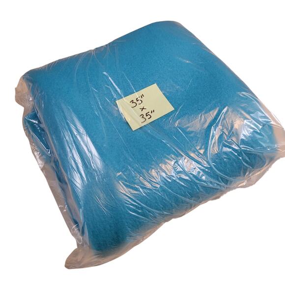 Turquoise Blue Fleece Fabric 35 x 35" Soft Warm Material for Craft Sewing - Picture 7 of 7
